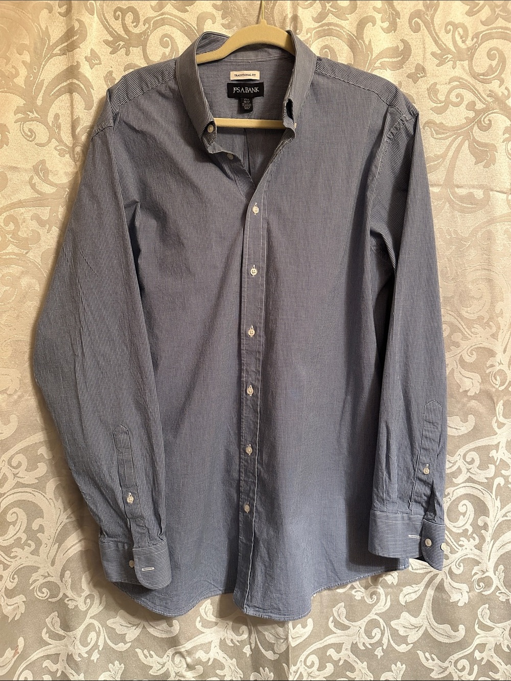 Jos. A. Bank Men's Gray-Blue Button-Down Dress Shirt